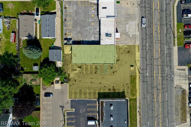 28022 Ford Road, Garden City, MI 48135