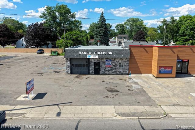 28022 Ford Road, Garden City, MI 48135