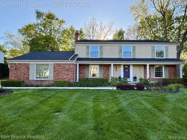 2004 Bootmaker Lane, Bloomfield Charter Township, MI 48304