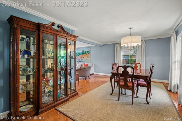 2004 Bootmaker Lane, Bloomfield Charter Township, MI 48304