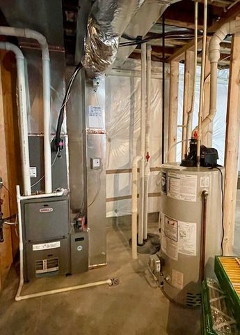 2009 Mayfair Drive, Island Lake, IL 60042