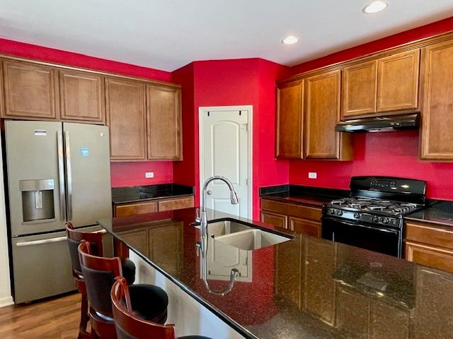 2009 Mayfair Drive, Island Lake, IL 60042