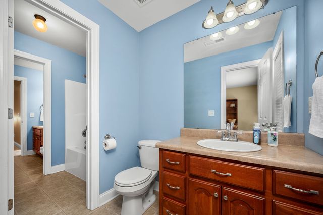 60 Windwood Dr, Fayetteville, TN 37334