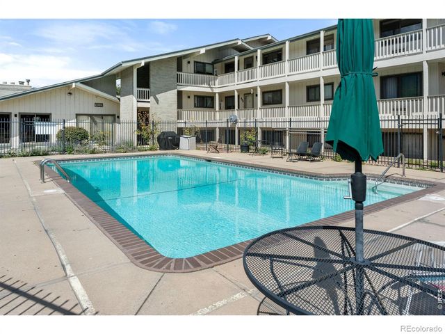 645 Manhattan Place 307, Boulder, CO 80303