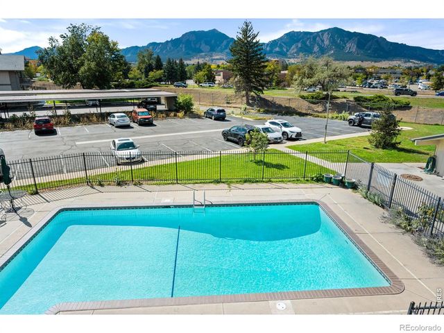 645 Manhattan Place 307, Boulder, CO 80303