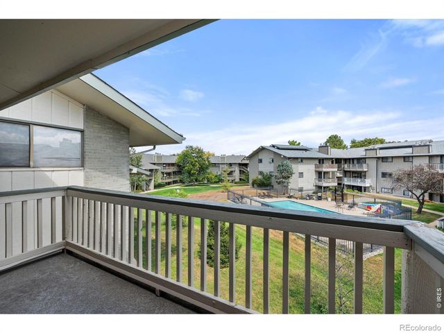 645 Manhattan Place 307, Boulder, CO 80303