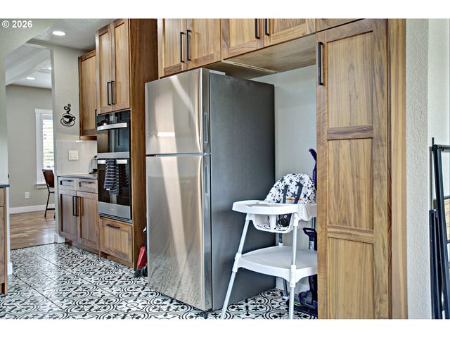 500 W MCLOUGHLIN Blvd, Vancouver, WA 98660