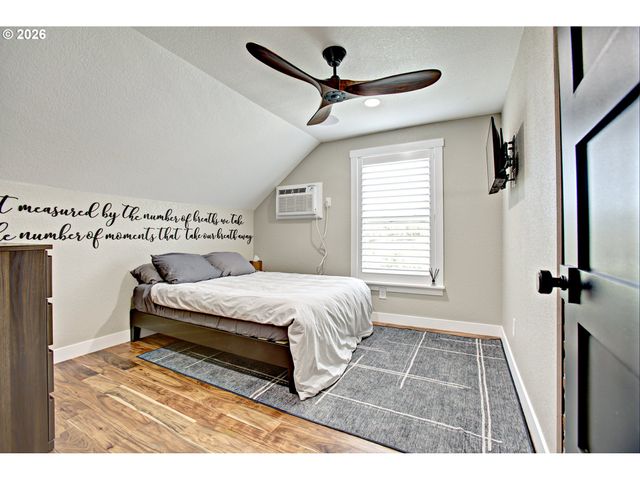 500 W MCLOUGHLIN Blvd, Vancouver, WA 98660