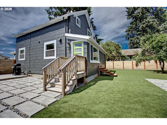 500 W MCLOUGHLIN Blvd, Vancouver, WA 98660
