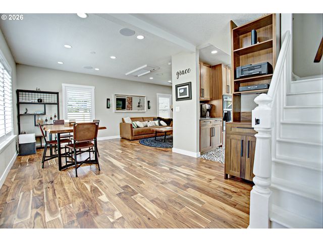 500 W MCLOUGHLIN Blvd, Vancouver, WA 98660