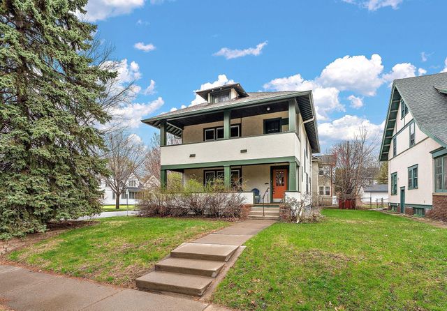 2017 Laurel Avenue, Saint Paul, MN 55104