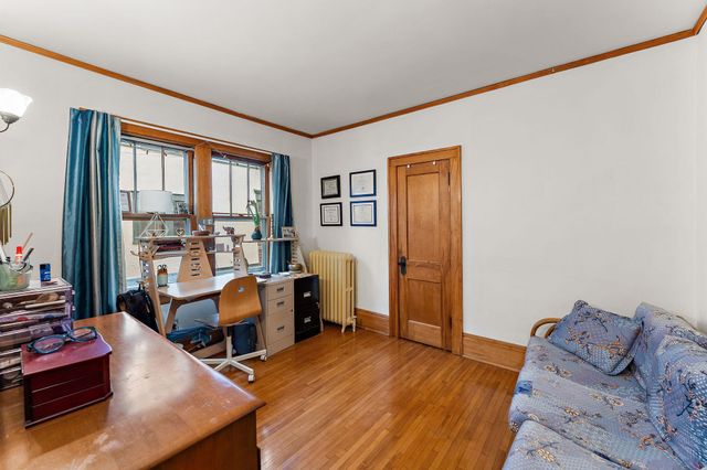 2017 Laurel Avenue, Saint Paul, MN 55104