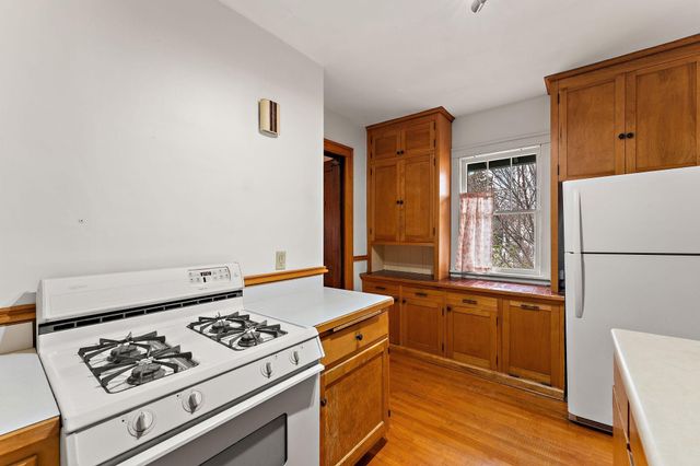 2017 Laurel Avenue, Saint Paul, MN 55104