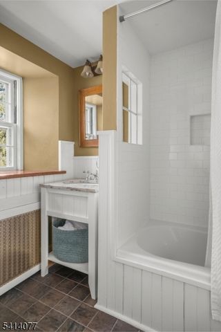 154 ROCKAWAY ROAD, Tewksbury Twp., NJ 08833