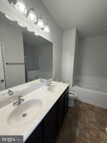 240 PARKLAND DR, Stephenson, VA 22656
