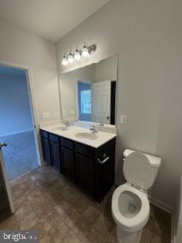 240 PARKLAND DR, Stephenson, VA 22656
