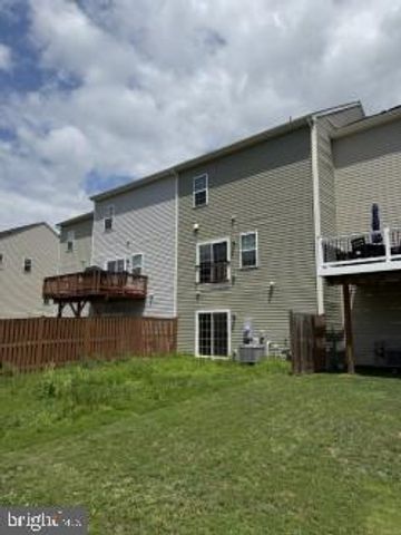 240 PARKLAND DR, Stephenson, VA 22656