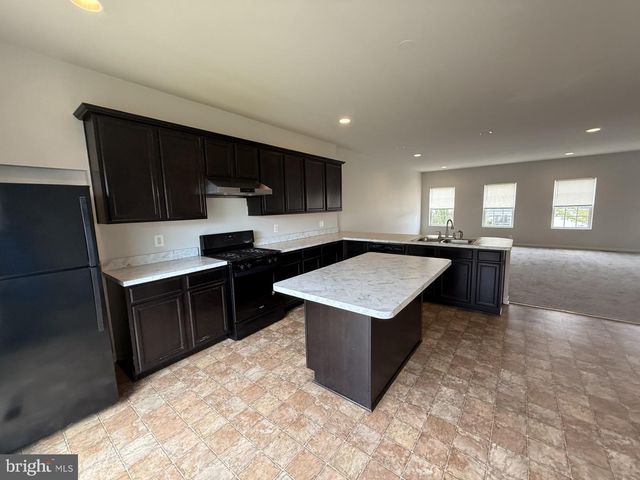240 PARKLAND DR, Stephenson, VA 22656