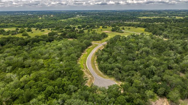 2-27 Millwood Trail, Brenham, TX 77833