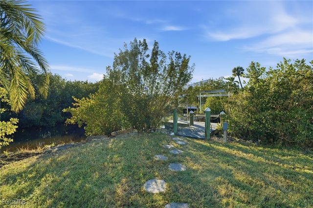 7161 Shannon BLVD, Fort Myers, FL 33908