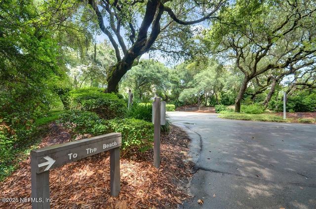 2021 BEACH WOOD Road, Fernandina Beach, FL 32034