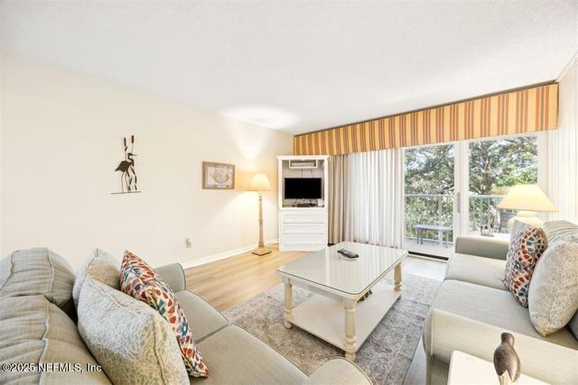 2021 BEACH WOOD Road, Fernandina Beach, FL 32034