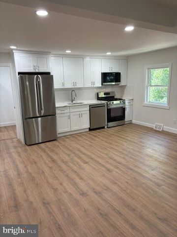 3313 TAYLOR AVE, Bristol, PA 19007