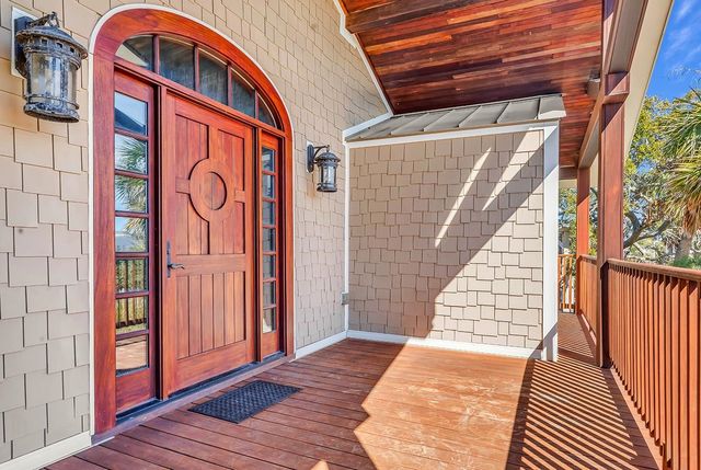 664 S Dogwood Dr., Garden City Beach, SC 29576