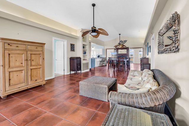 664 S Dogwood Dr., Garden City Beach, SC 29576