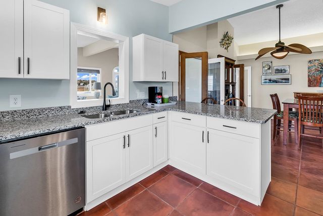 664 S Dogwood Dr., Garden City Beach, SC 29576