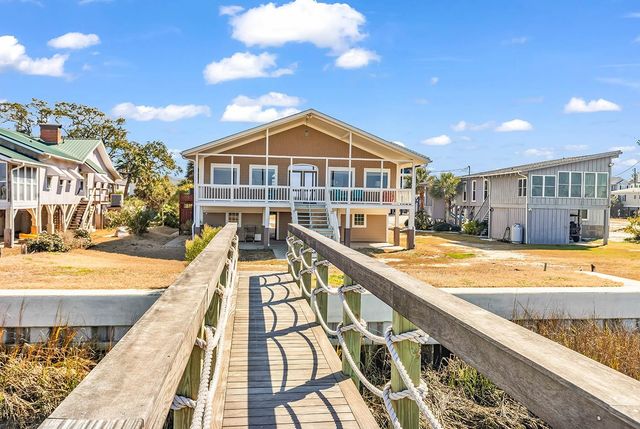664 S Dogwood Dr., Garden City Beach, SC 29576
