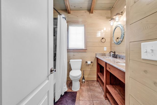 664 S Dogwood Dr., Garden City Beach, SC 29576