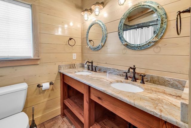 664 S Dogwood Dr., Garden City Beach, SC 29576