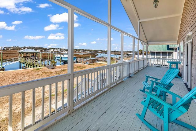 664 S Dogwood Dr., Garden City Beach, SC 29576