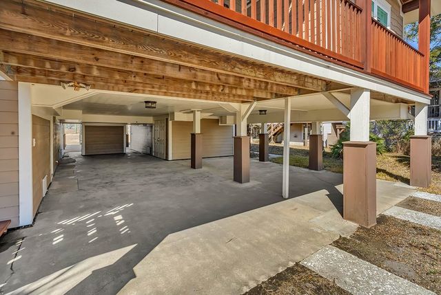 664 S Dogwood Dr., Garden City Beach, SC 29576