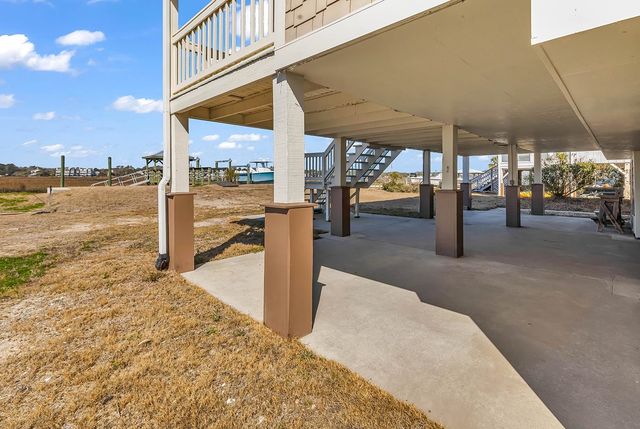 664 S Dogwood Dr., Garden City Beach, SC 29576
