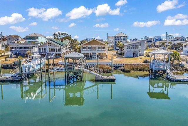 664 S Dogwood Dr., Garden City Beach, SC 29576