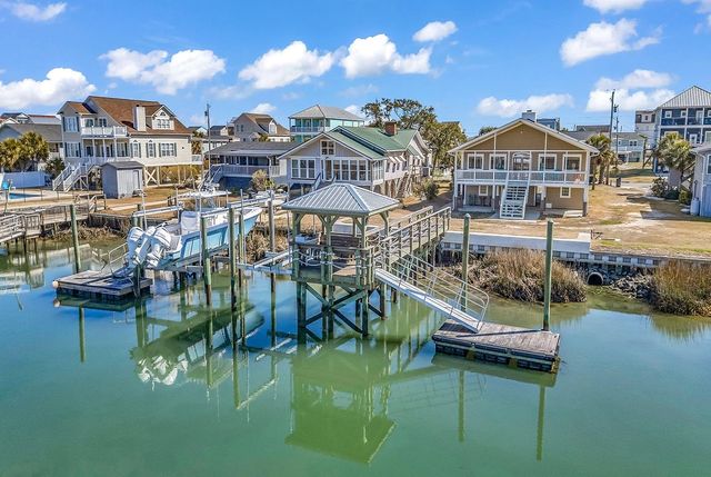 664 S Dogwood Dr., Garden City Beach, SC 29576