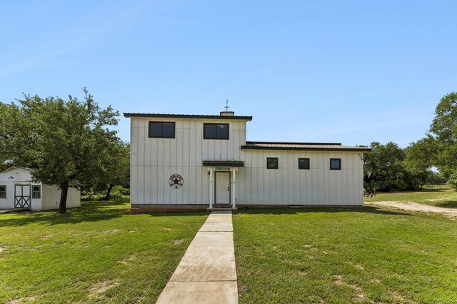111 Craigen RD, Liberty Hill, TX 78642