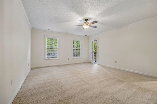 8670 RIVERWOOD FARMS PKY, Memphis, TN 38016