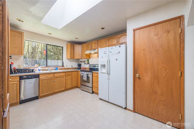 732 S Alder Lane, Port Angeles, WA 98362