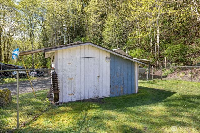 732 S Alder Lane, Port Angeles, WA 98362