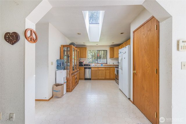 732 S Alder Lane, Port Angeles, WA 98362