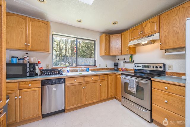 732 S Alder Lane, Port Angeles, WA 98362