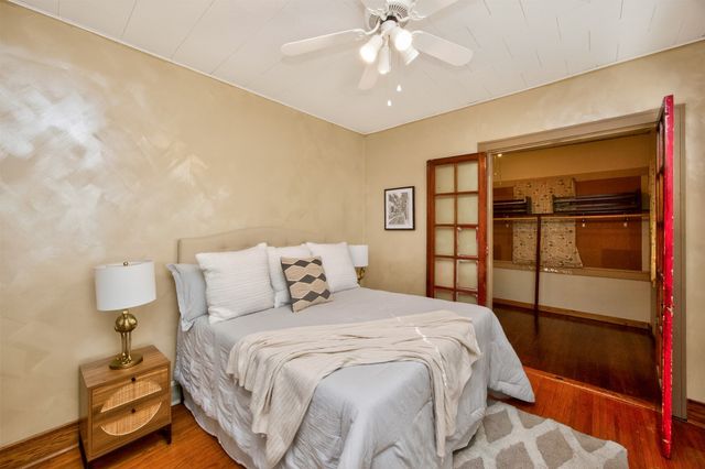 913 Clinton Avenue, Des Moines, IA 50313