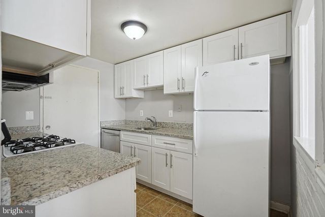 4600 DUKE ST #603, Alexandria, VA 22304