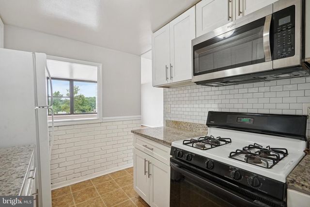 4600 DUKE ST #603, Alexandria, VA 22304