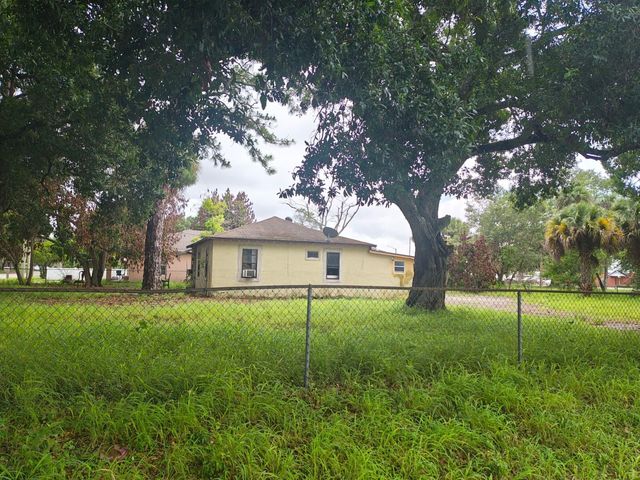 315 N 24th Street, Fort Pierce, FL 34950