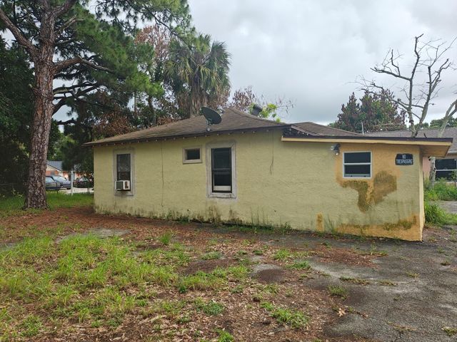 315 N 24th Street, Fort Pierce, FL 34950