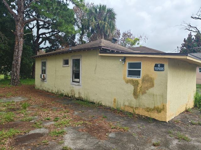 315 N 24th Street, Fort Pierce, FL 34950